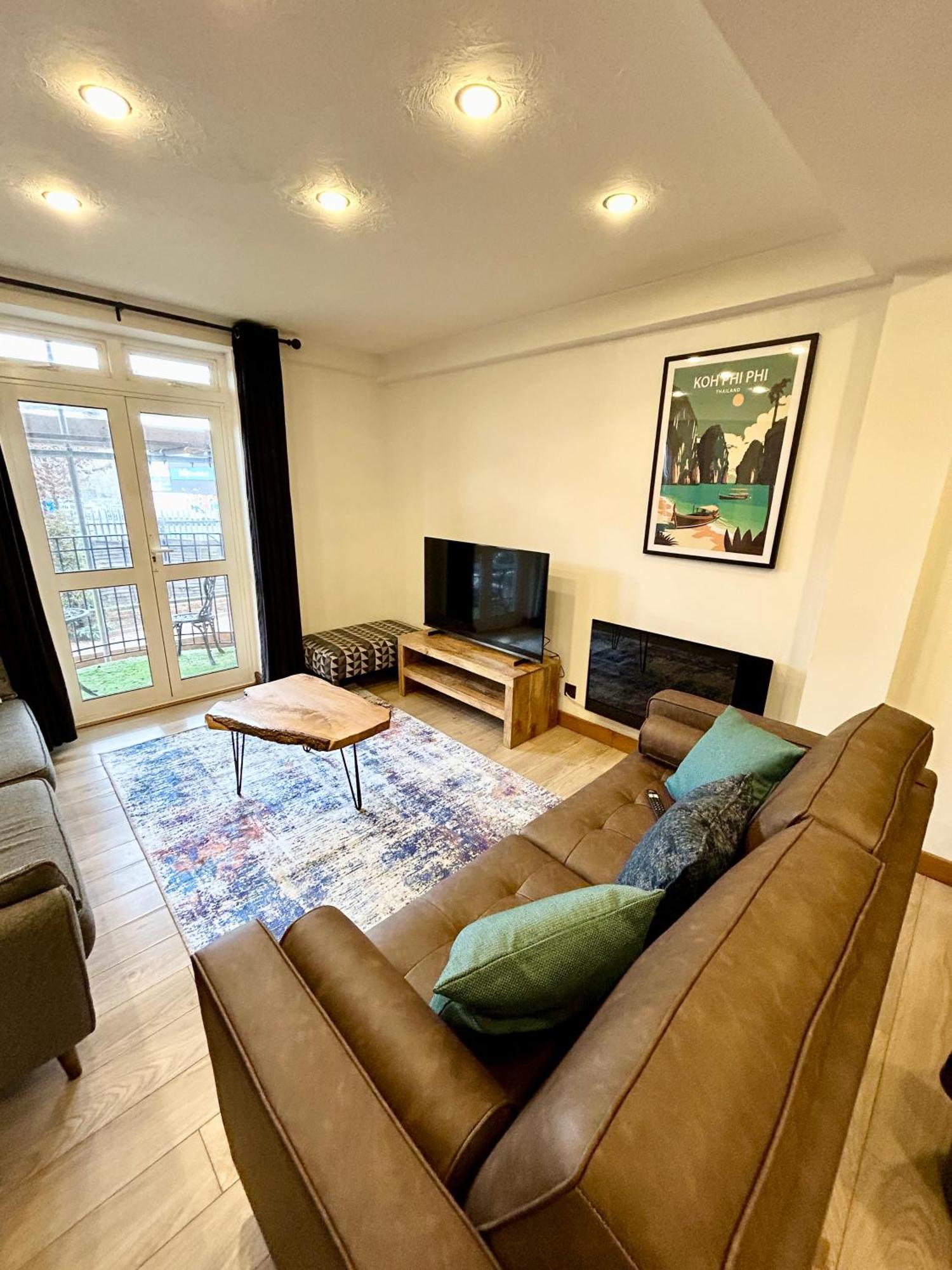 Spacious 3 Bedroom Apartment Close To Marina, 2 Parking Spaces, Kingsize Or Single Beds Southampton Exterior foto