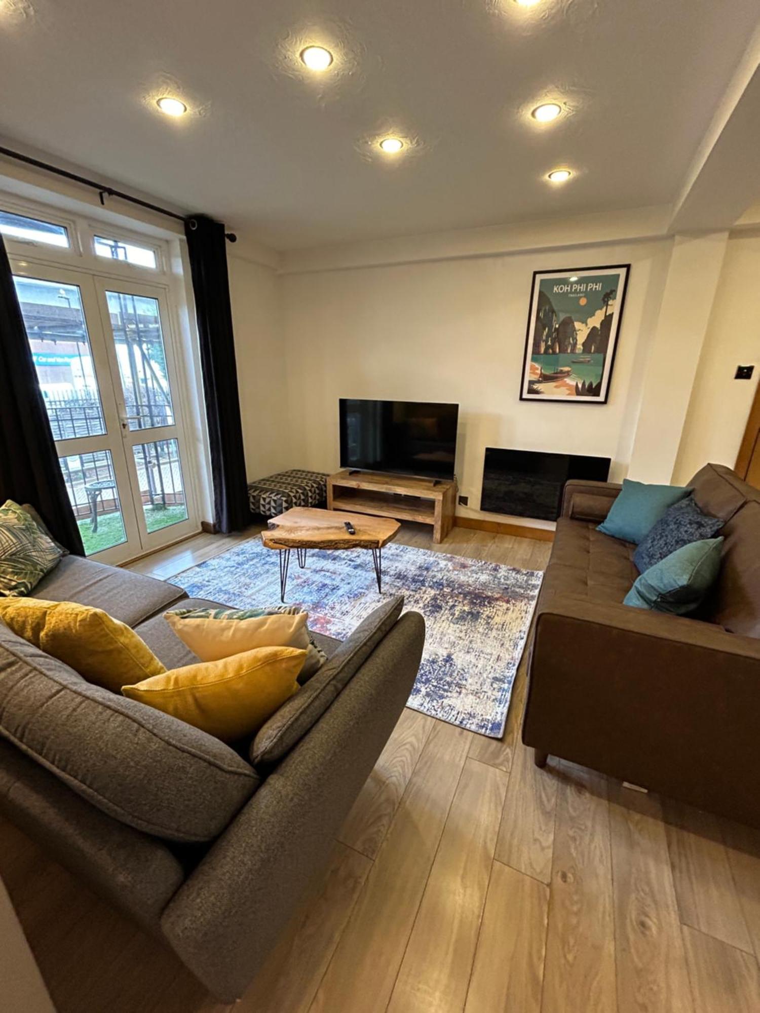 Spacious 3 Bedroom Apartment Close To Marina, 2 Parking Spaces, Kingsize Or Single Beds Southampton Exterior foto